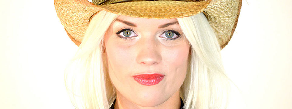 Elle Wine at Bristol Studios